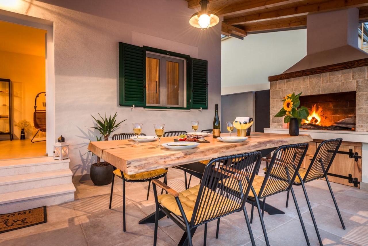 Bella Casa Eta
